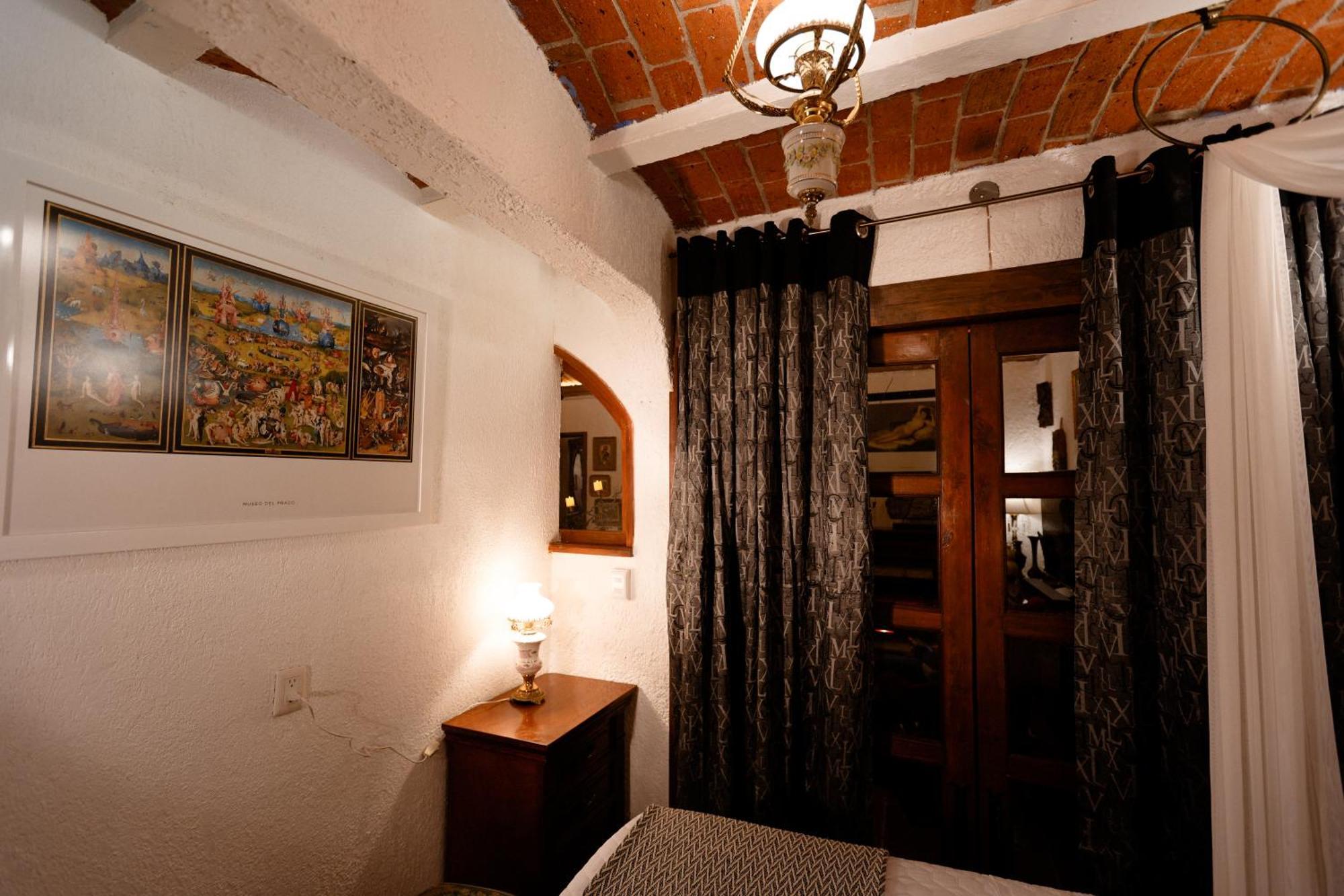 Pensión La Casa De Las Poesias Guanajuato