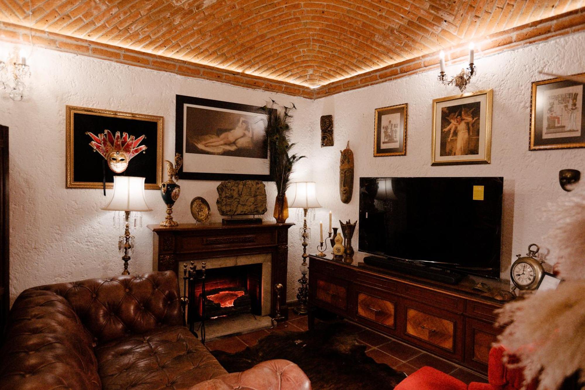 La Casa De Las Poesias Guanajuato