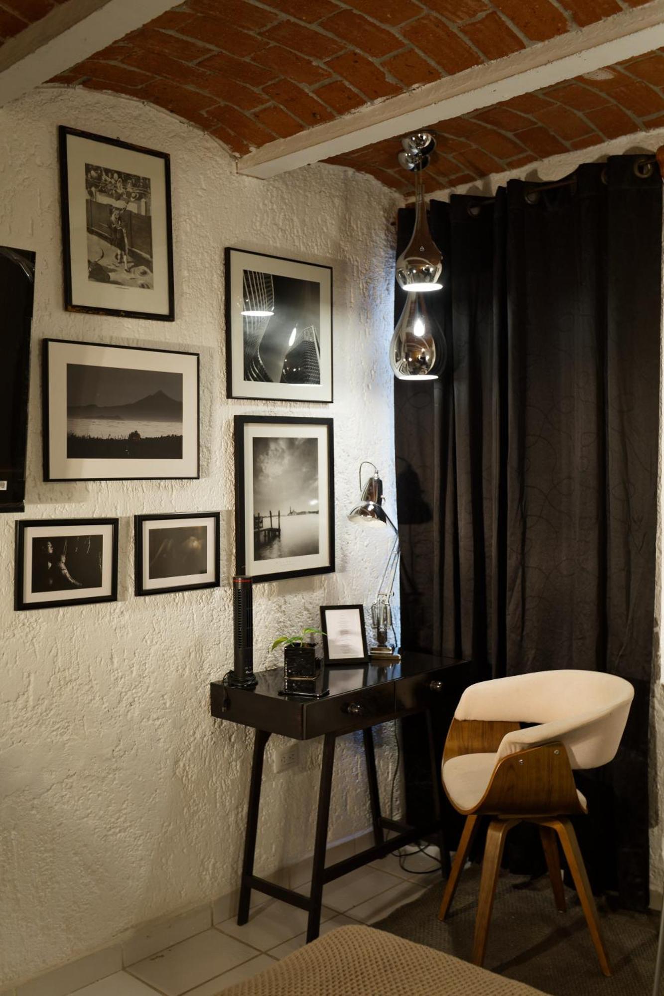 La Casa De Las Poesias *