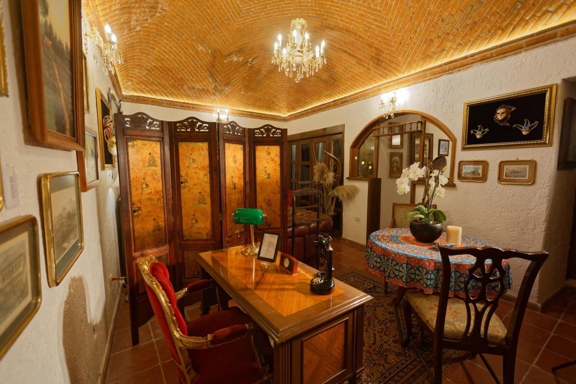 Pensión La Casa De Las Poesias *